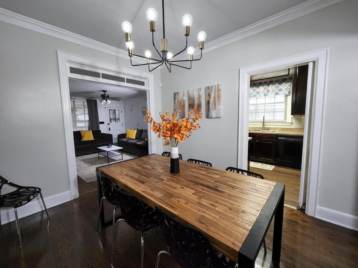 Spacious Centrally Located 3 Bed 2 Bath - Sleeps 8 Montgomery Luaran gambar